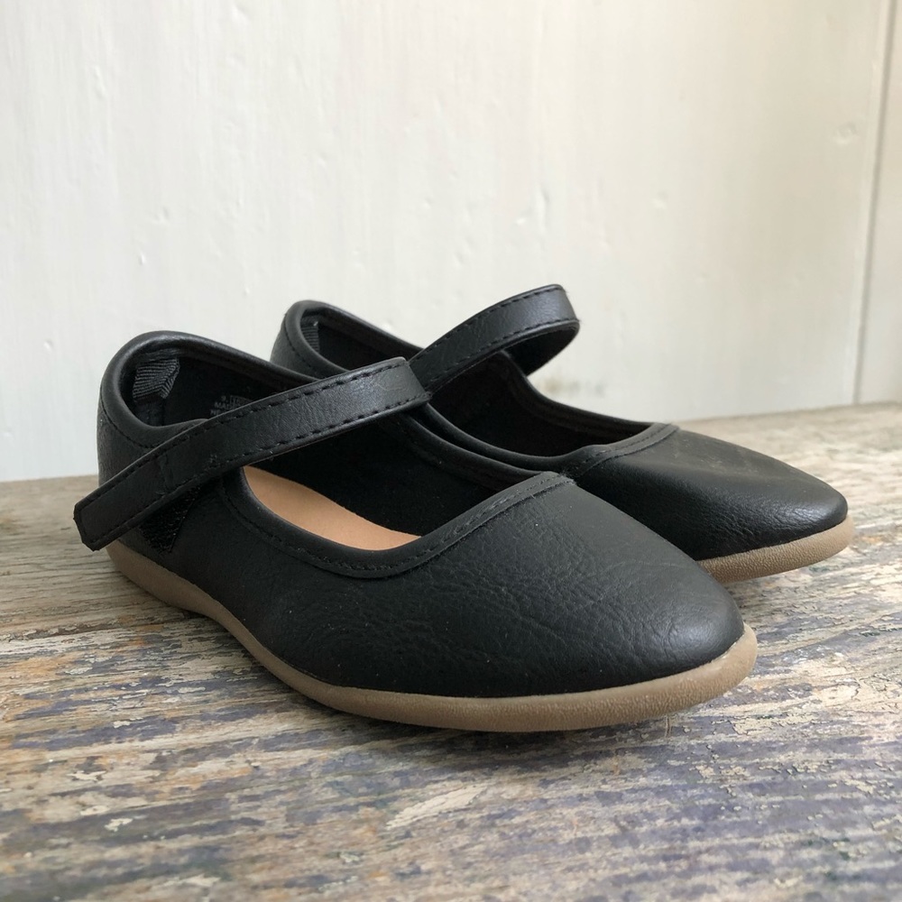 Old Navy Mary Janes toddler size 9